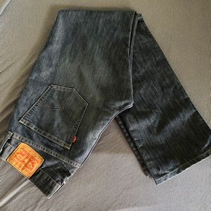Levi 514 jeans